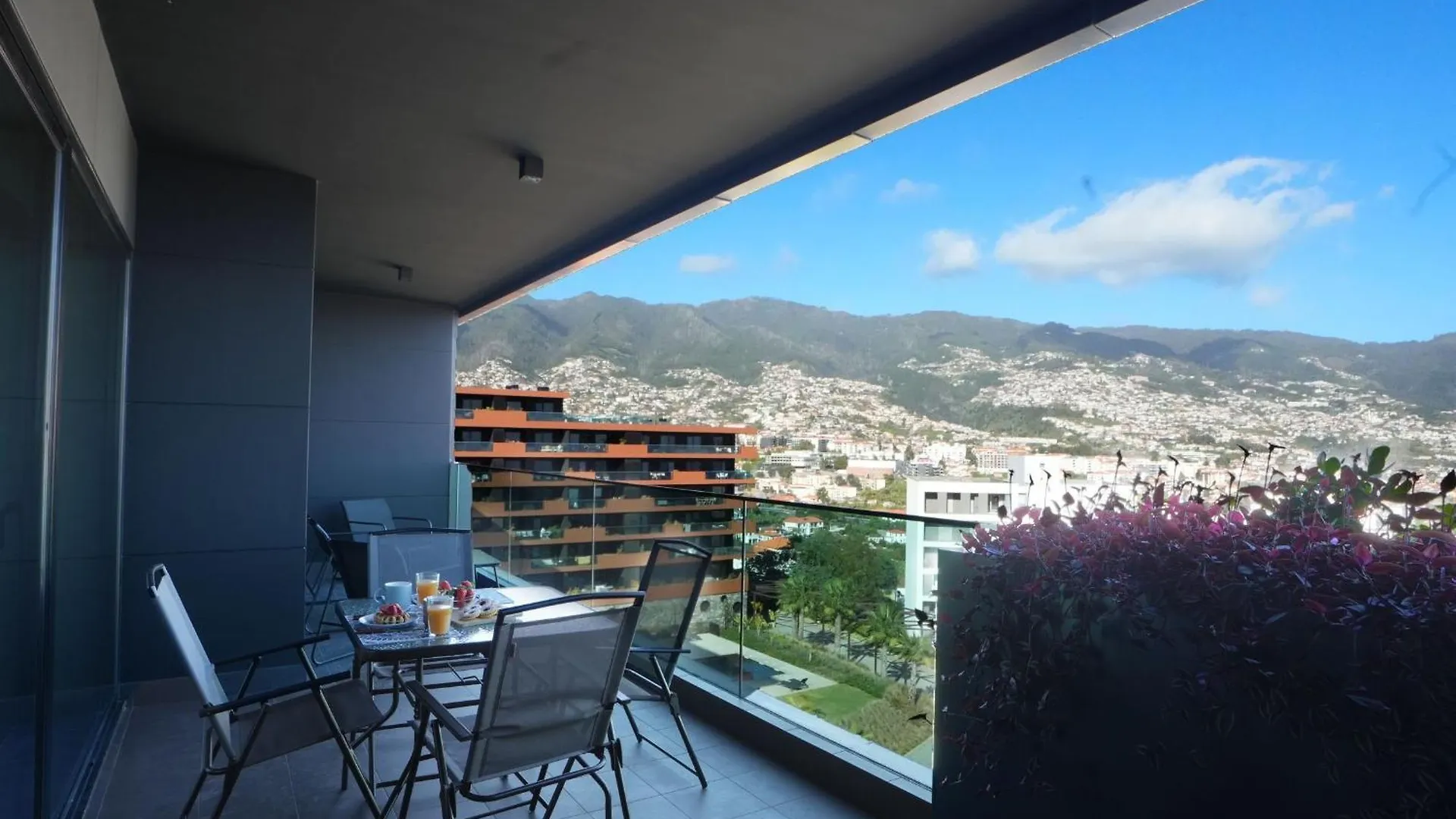 Diamond Ocean View By Lovelystay Funchal  Apartament